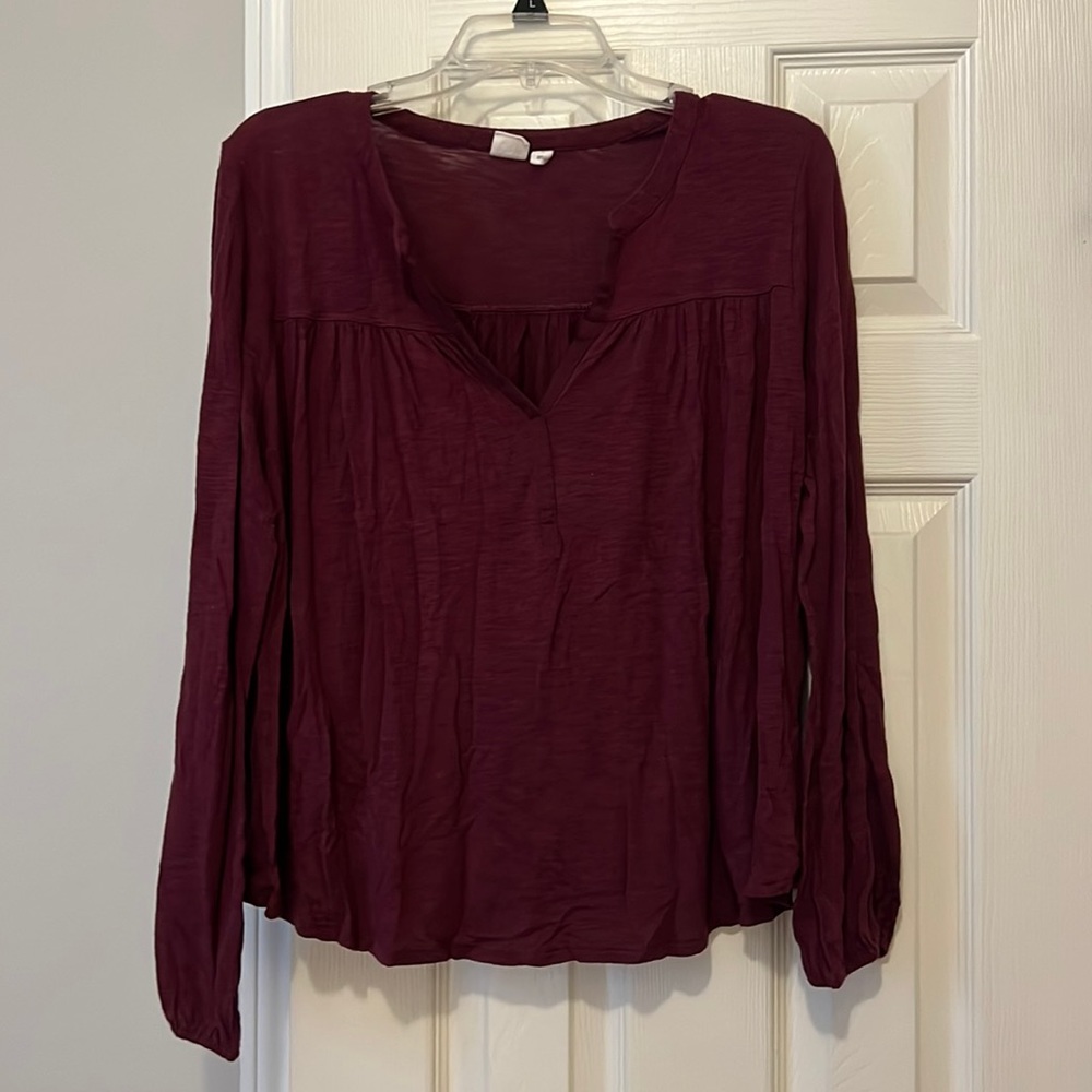 GAP long sleeve shirt